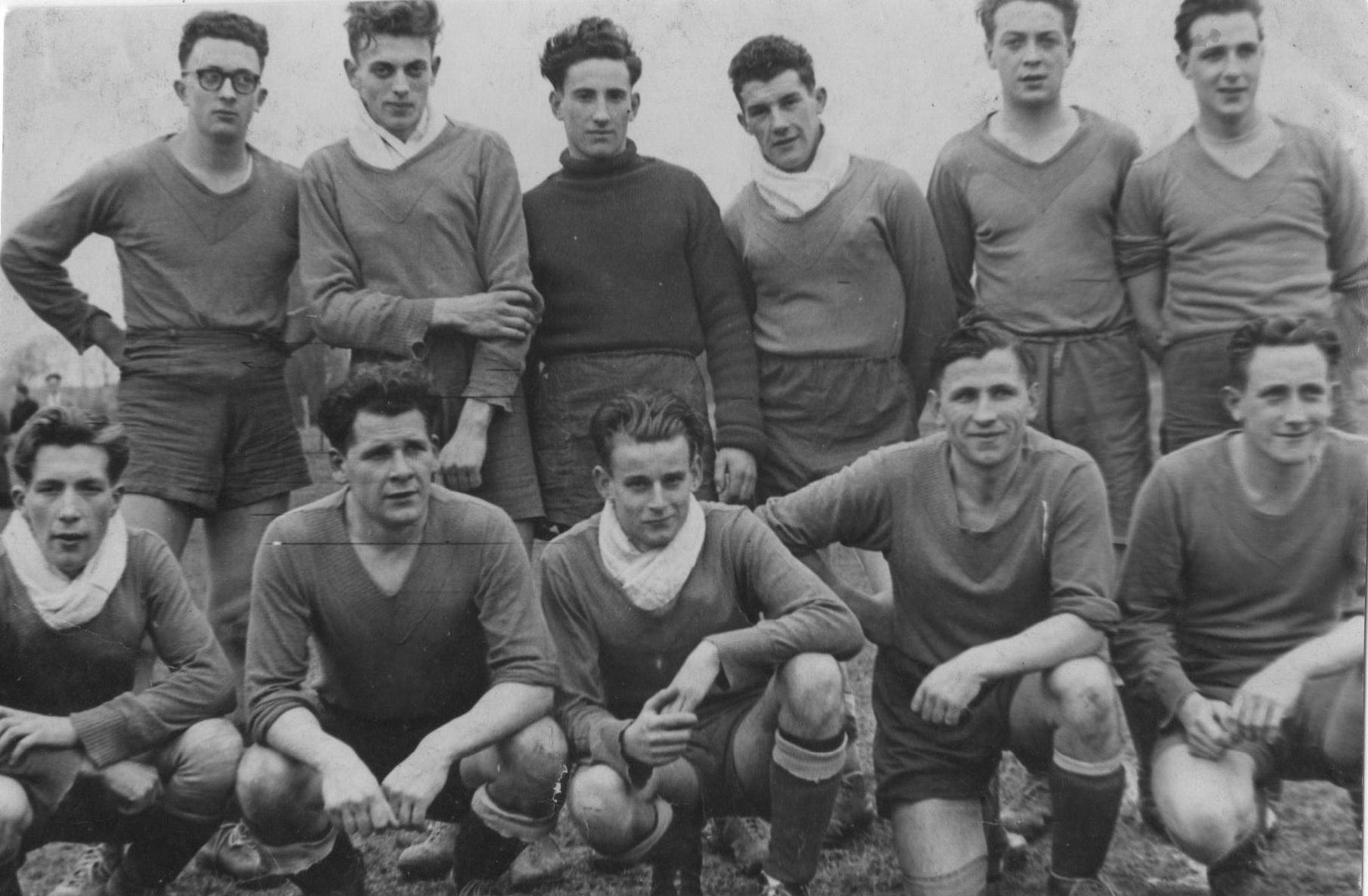 Equipe football à Baisieux dans les années 52/53
