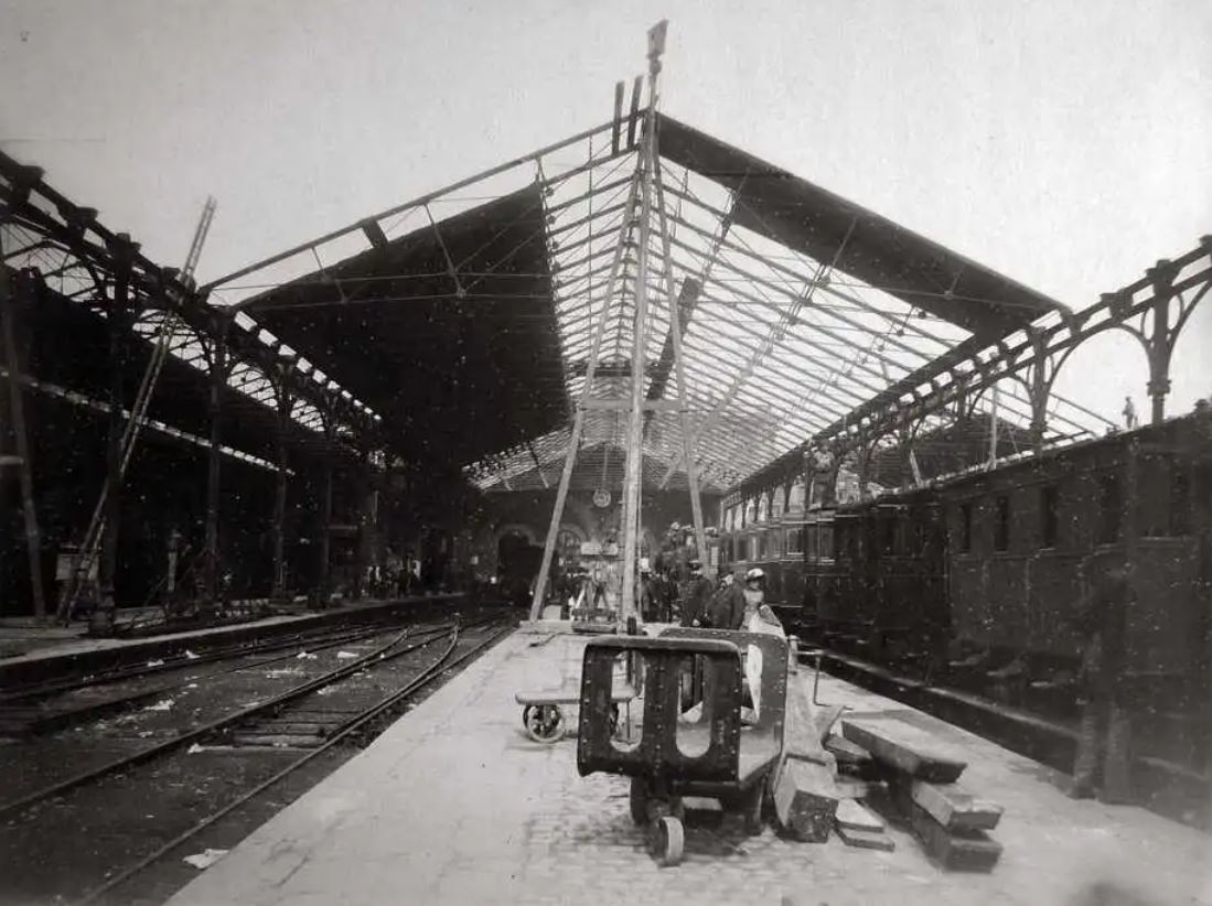Halles de voies en chantier en 1991